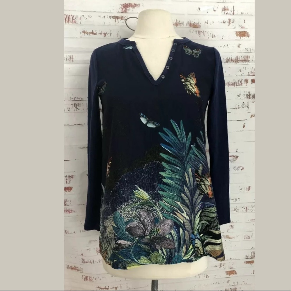 Anthropologie Akemi Kin Butterfly Print Henley Top